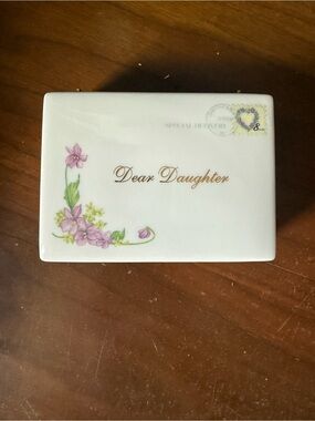 Ardleigh Elliott Dear Daughter music box